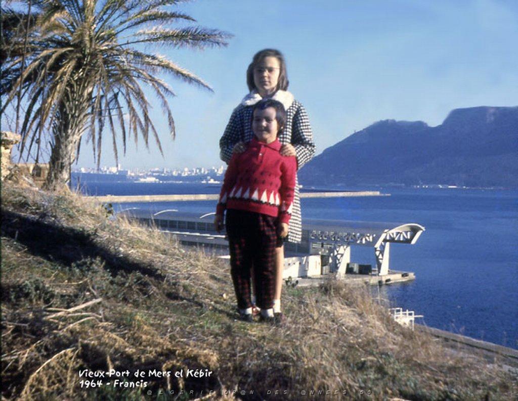 MERS EL KEBIR F SUR FOND DE RADE B ET J 1964.jpg